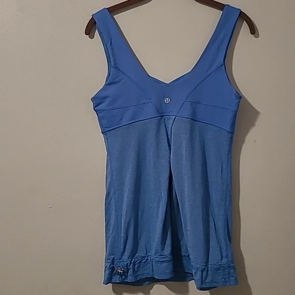 Lululemon Run Tame Me Porcelain Blue Women's 8 Tank Top Yoga Exercise Jogging - Picture 9 of 12